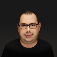 Diane Polis's Instagram, Twitter & Facebook