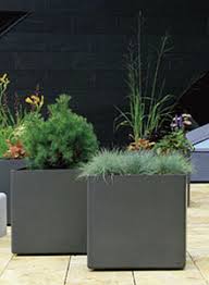 We always strive to make your life easier so you that you can have. Mid Century Modern Pots And Planters Square Low Planter 18 H Stardust