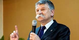 Born 29 december 1959) is a hungarian politician and the current speaker of the national assembly of hungary.he was the acting president of hungary from 2 april 2012 to 10 may 2012, after the resignation of pál schmitt. Itt Van Kover Laszlo Megfejtese Arra Hogy Mi A Megosztottsag Valodi Oka Nyugati Feny