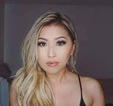 Zoua Vue's Instagram, Twitter & Facebook