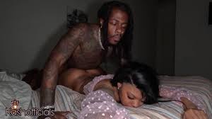 Hikey Gets In Kashofficials Splash Zone - GO.PORN