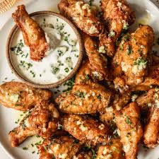 Crispy Garlic Butter Chicken Wings