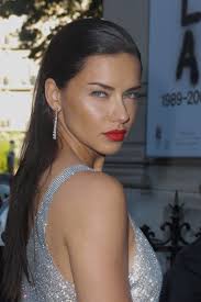 Adriana Lima Brazilian Model And Actress Nickname Lima Bean Born Adriana Francesca Lima At Home On June 12 Adriana Lima Adriana Lima Young Brazilian Models