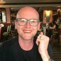 Robert Teare's Instagram, Twitter & Facebook