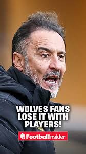 💥 𝐑𝐀𝐆𝐈𝐍𝐆! Watch as furious Wolves fans tear into their own players  after losing at Sunderland as their wait for a league win still goes on.