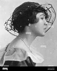 Violet portrait Black and White Stock Photos & Images