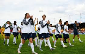 Equipe De France Feminine Sueur Souffrance Et Jambes Lourdes Les Bleues Digerent Leur Prepa A La Sauce Rocky Balboa