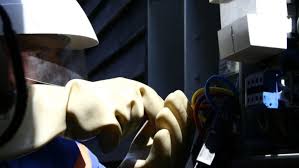 Una dintre prevederi se refera la modificarea definitiilor instalatiei de racordare si a tarifului de racordare din regulament, in sensul excluderii contorului de energie electrica din componenta instalatiei de racordare, respectiv a costului acestuia din tariful de racordare. Racordarea La ReÈeaua ElectricÄ S A Scumpit Puternic Èi S A Lungit In 2019 Cifrele Èi SituaÈia Pe