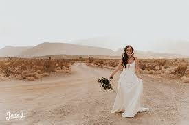 No building in las vegas is as brilliantly designed as this one. Cactus Joe S Las Vegas Outdoor Wedding Venue Jamie Y Photography