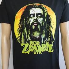 In what might be the most shocking and surprising thing i've heard today, rocker/director rob zombie has cut off his infamous dreadlocks for charity purposes. Rob Zombie Archives Latino S Rock