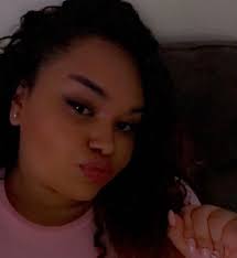 Lachelle Wright (@lashes21x)