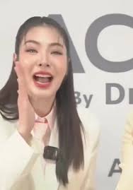 P'FAYE so cute!!!🥹🤏 PERAYA FIRST LIVE X ACCA #accaxfaye #faye_malisorn  #fayeperaya #fayeyoko #yokoapasra