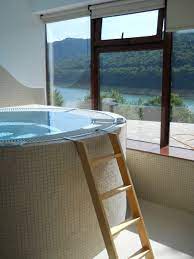 Se afla la 12 km de cetatea poienari. Hotel Valea Cu Pesti Transfagarasan 4 Cazare In Transfagarasan