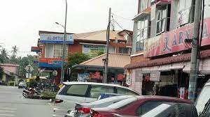 This place is situated in selangor, malaysia, its geographical coordinates are 3° 3' 0 north, 101° 25' 0 east and its original name (with diacritics) is kampong sungai udang. Sungai Udang