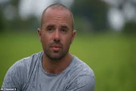 Banker swaps £75k-a-year job for a bamboo hut