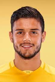 Loris benito souto (born 7 january 1992) is a swiss professional footballer who plays as a defender for ligue 1 club bordeaux and the switzerland national team. Bsc Young Boys 2017 2018