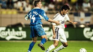 Ataklarını sıklaştıran real madrid'de 23. Chelsea S 1998 Super Cup Win Against Real Madrid Uefa Champions League Uefa Com