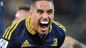 Aaron Smith stays with NZ Rugby until 2019