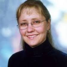 Ann Faust's Instagram, Twitter & Facebook