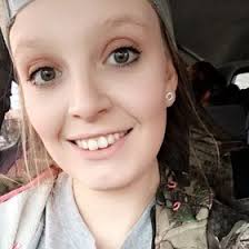 Amanda Marsan's Instagram, Twitter & Facebook