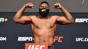 Derrick lewis knocks out curtis blaydes stiff with scary uppercut he might take it, lewis said. Ii5h 4fd Pwv4m
