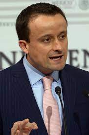 Orgulloso mexicano, esposo y padre. Mikel Arriola Penalosa Wikipedia La Enciclopedia Libre