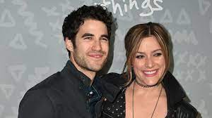 That was one of the most incredible events of my entire life. Glee Star Darren Criss Trauert Um Seinen Verstorbenen Papa Promiflash De