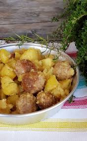Disponete le polpette di patate e formaggio su di una teglia foderata di carta forno (7). Polpette Al Forno Con Patate Saporite Antonella Audino