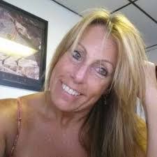 Donna Dymond's Instagram, Twitter & Facebook