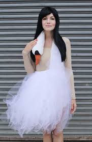 Bjork Swan Dress Costume Bjork Swan Dress Costume Tutorial A Beautiful Mess Bjork Swan Dress Easy Halloween Costumes For Women Swan Dress