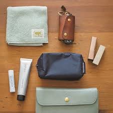 おしゃれさんの bagと中身 前編 バッグの中身 イルビゾンテ 財布 かばんの中身