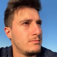 200+ perfis com “Victor Motta”