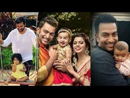 This mohanlal film is on a roll. Actor Prithviraj Sukumaran Family Photos Prithviraj Sukumaran With Mother Wife Brother Youtube Youtube Family Photos Couple Photos