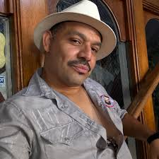 Which Gold Tooth Fairy gets the top salute? 🌟 🦷🧚