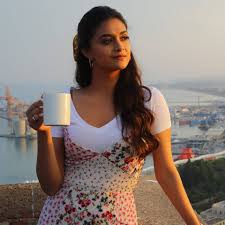 100+] Keerthi Suresh Hd Wallpapers | Wallpapers.com