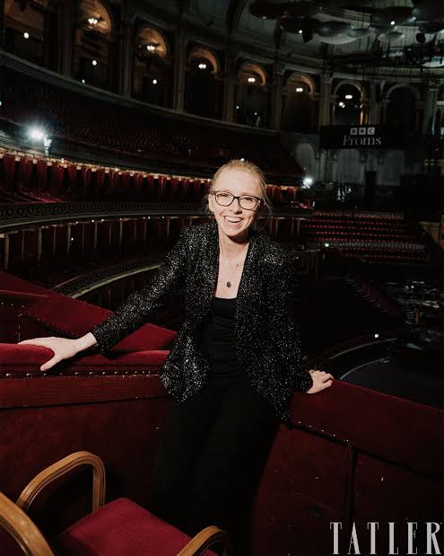 Who is Anna Lapwood? Meet the performer labelled the Taylor Swift of classical  music, the 'TikTok organist' bringing the instrument to the mainstream |  Tatler