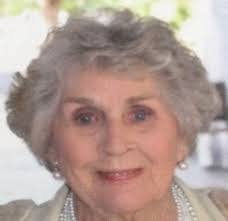 Betty Leary's Instagram, Twitter & Facebook