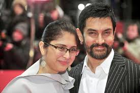 12 Potret bahagia Aamir Khan bareng anak dan istri, penuh kehangatan