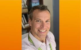 Ross Sadler's Instagram, Twitter & Facebook