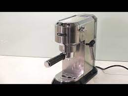This piece mounts conical stainless steel grinding wheels and has a storage capacity of 350 grams. Delonghi Dedica Coffee Machine Ec680 M Youtube