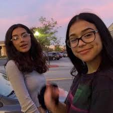 Karley Jones (karleyjones599)