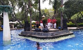 Pesona ini memang selalu ditunggu, sembari beristirahat dari lelahnya keringat yang bercucuran. Juli 2021 Waterboom Lippo Cikarang Bekasi Harga Tiket Masuk Promo Boleh Bawa Makanan Jejakpiknik Com