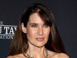 Carol Alt apre OnlyFans a 62 anni: «Ci sono anche foto di nudo, ma fatte  con gusto» | Vanity Fair Italia