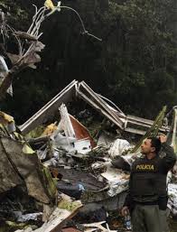 Chapecoense fans mourn as plane crash victims' bodies returned. Photos Aftermath Of Devastating Plane Crash In Colombia That Killed Dozens Abc7 Los Angeles