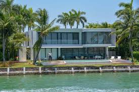 Cruising The Miami Millionaires Row Travel Blog Happiness Things