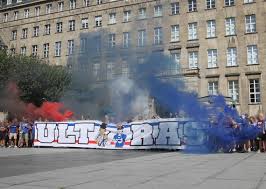 Fc bayern & vfl bochum (vfl song). Etwa 400 Fc Bayern Fans Zu Gast In Bochum Faszination Fankurve