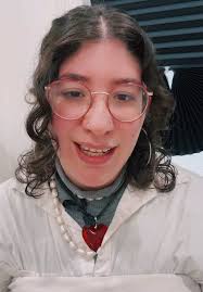 Ana Ulloa (@apulloa)