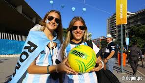 Miki shimomura8328 @mikishimomura83 13 июня 2017 г. Galeri Foto Suporter Wanita Argentina Vs Bosnia Bola Net