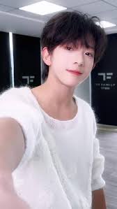 好可爱的小吉米～我们浚铭也来跳柠檬叉angel咯！好会跳！_手机新浪网