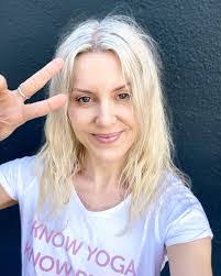 Aimee Pedersen's Instagram, Twitter & Facebook